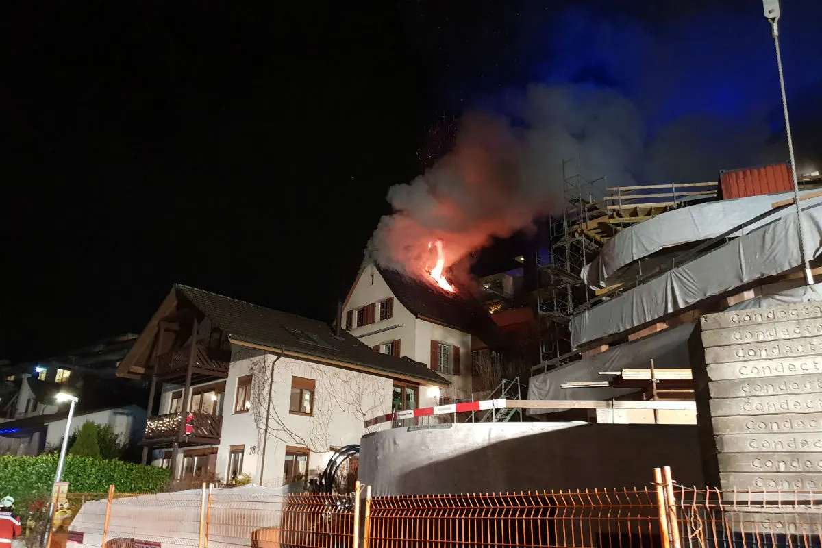 Nussbaumen AG - Brand verwüstet Einfamilienhaus