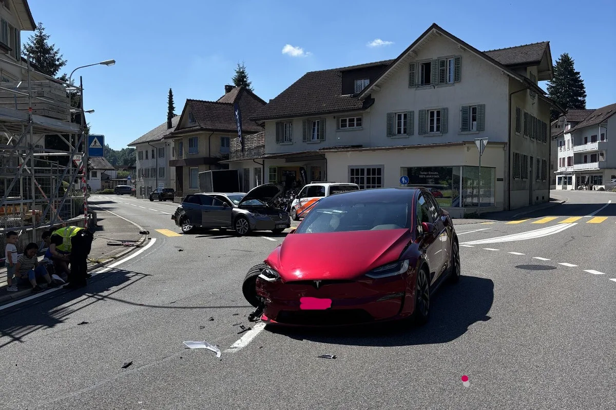 Unfall in Villmergen AG – Vortritt missachtet und frontal kollidiert