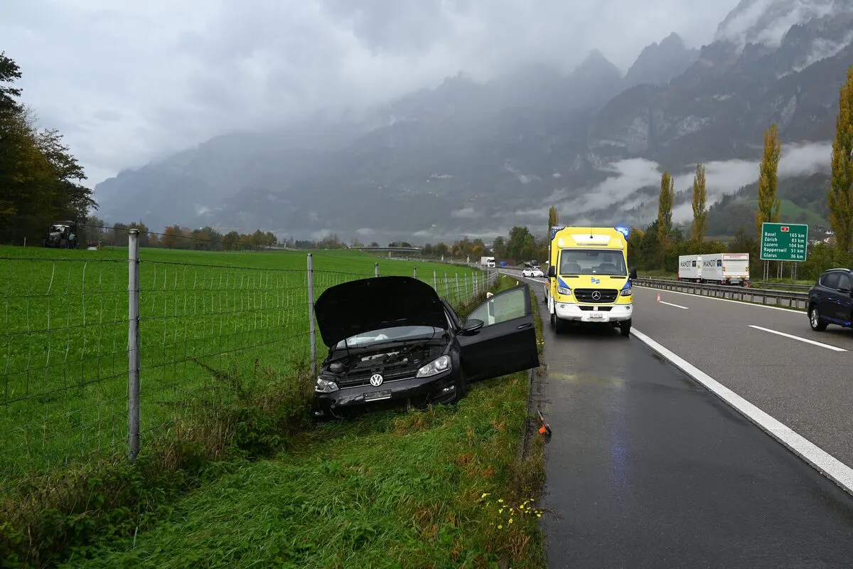 Tscherlach SG - Autofahrerin (73) verunfallt auf der A3