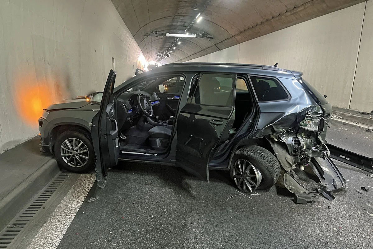 Ebikon/A14 LU – Grosser Rückstau im Feierabendverkehr nach Unfall