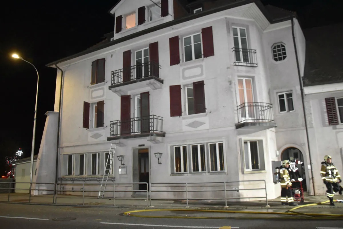 Balsthal SO - Brand in einem Mehrfamilienhaus - Brandstiftung vermutet!