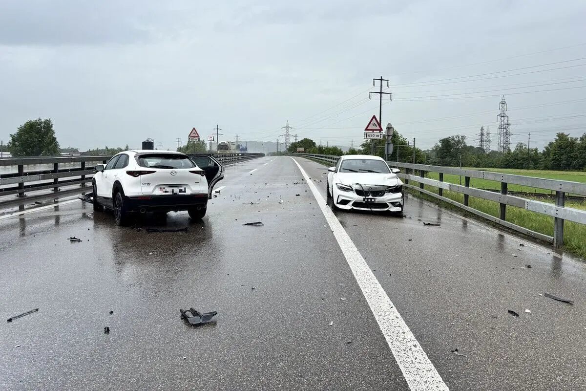 Niederurnen GL – Verkehrsunfall bei Starkregen
