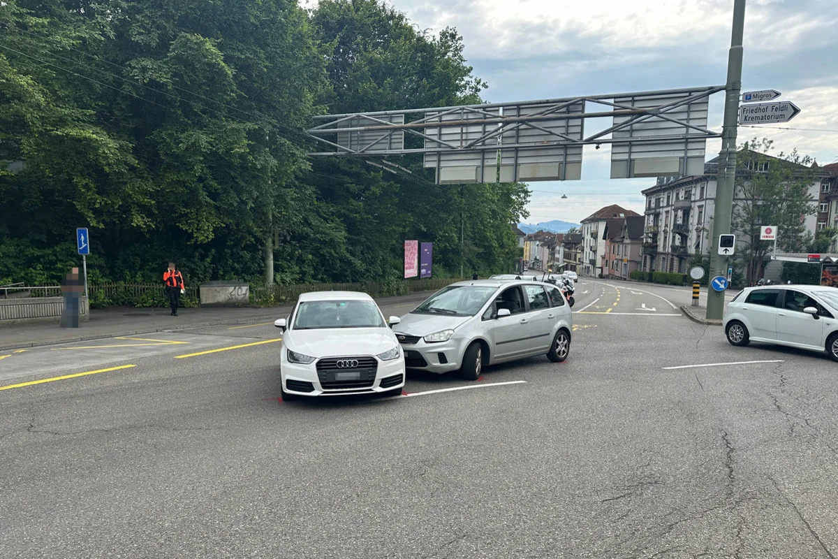 Unfall in St.Gallen - Wer hat das Rotlicht missachtet?