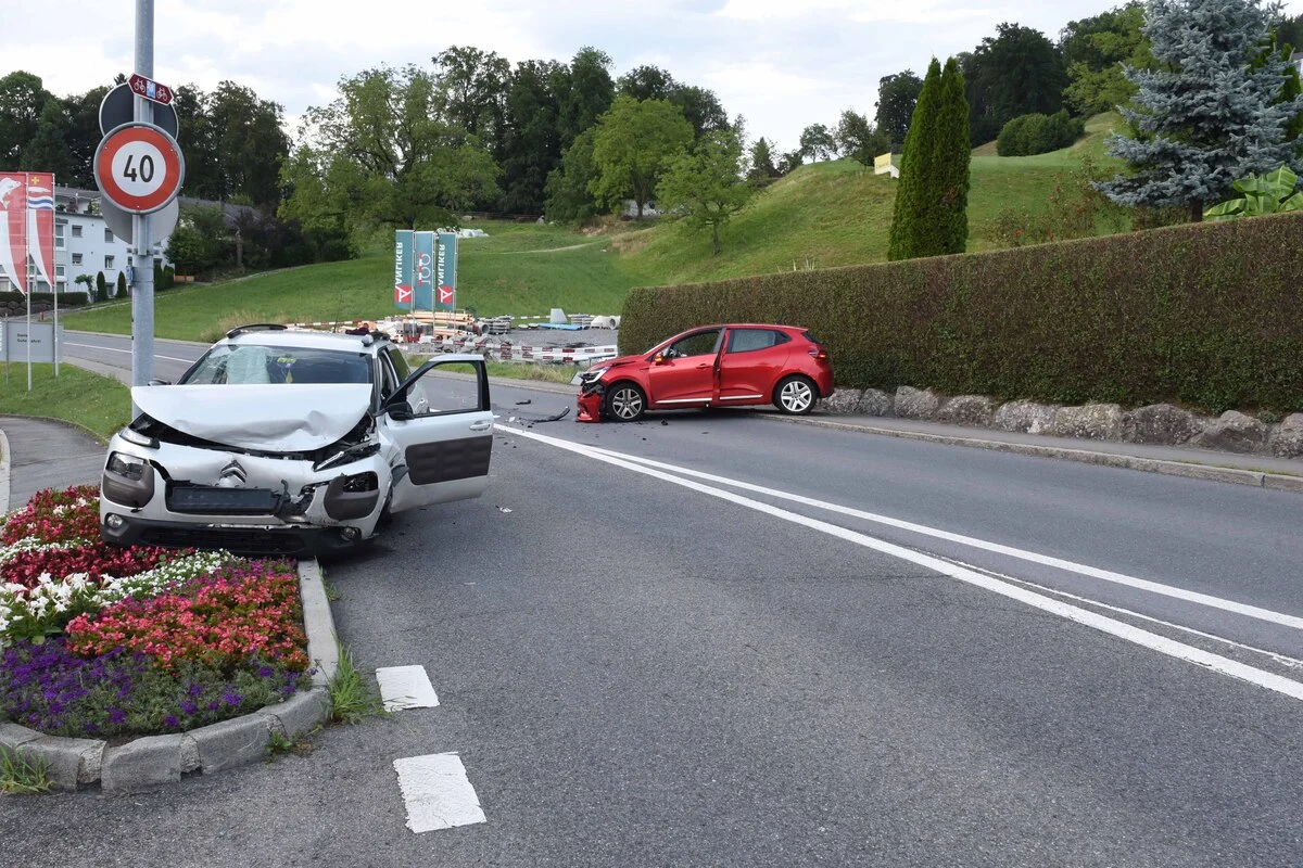 Greppen LU - Angetrunkener Autofahrer verursacht einen Unfall