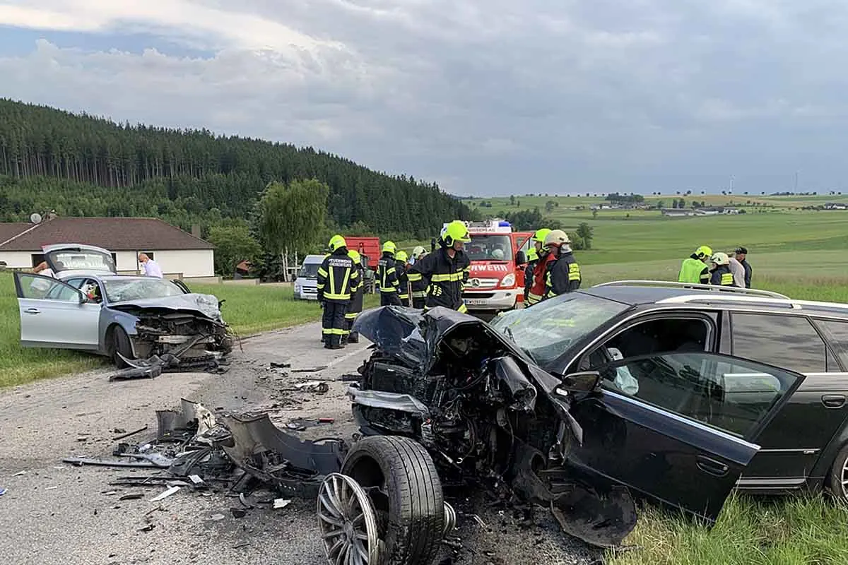 Schenkenfelden - Heftiger Frontalcrash 