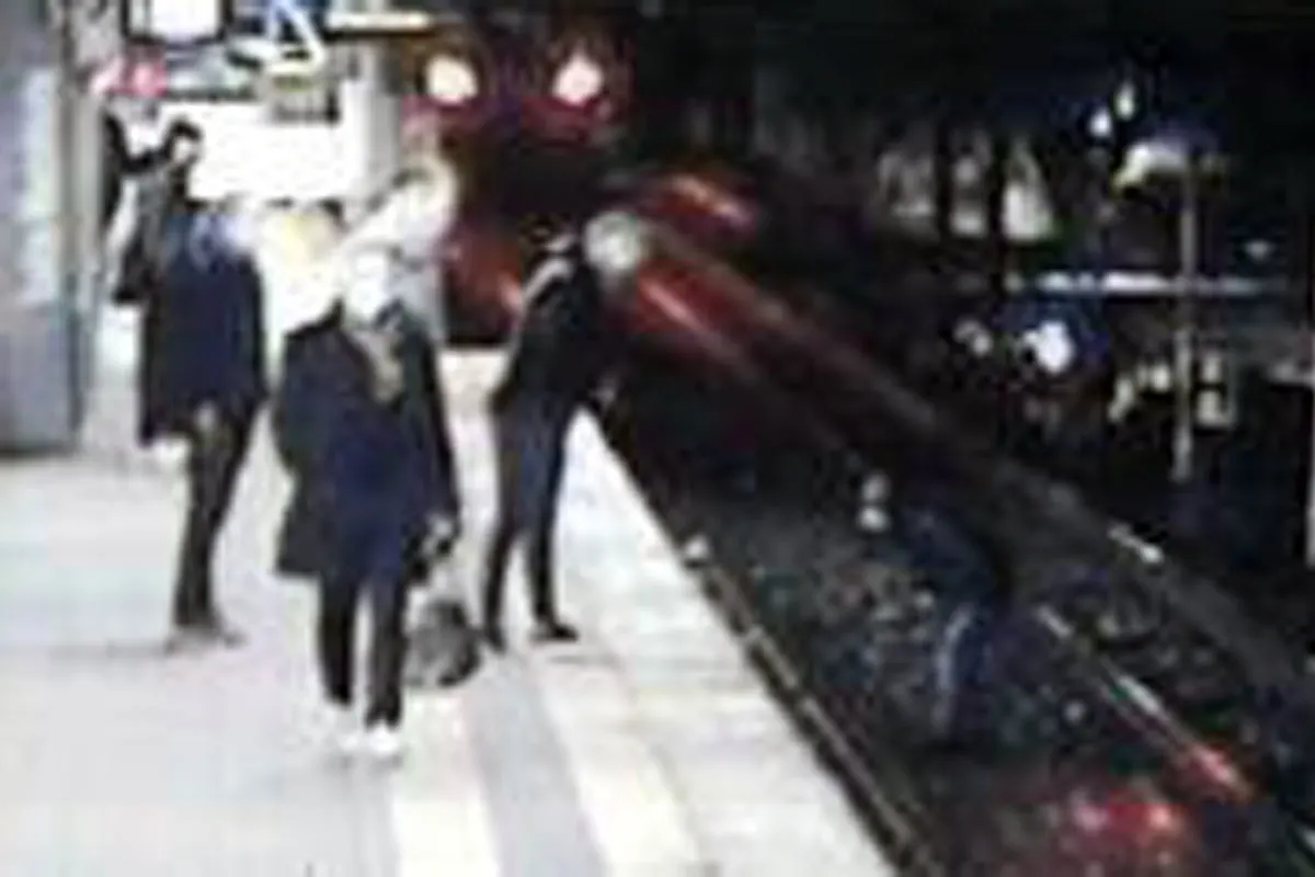 Hamburg - S-Bahn-Verspätungen wegen Person im Gleis