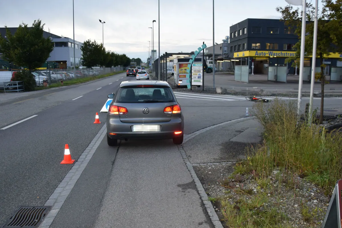 Härkingen SO - E-Bike-Fahrer bei Kollision schwer verletzt - Zeugenaufruf
