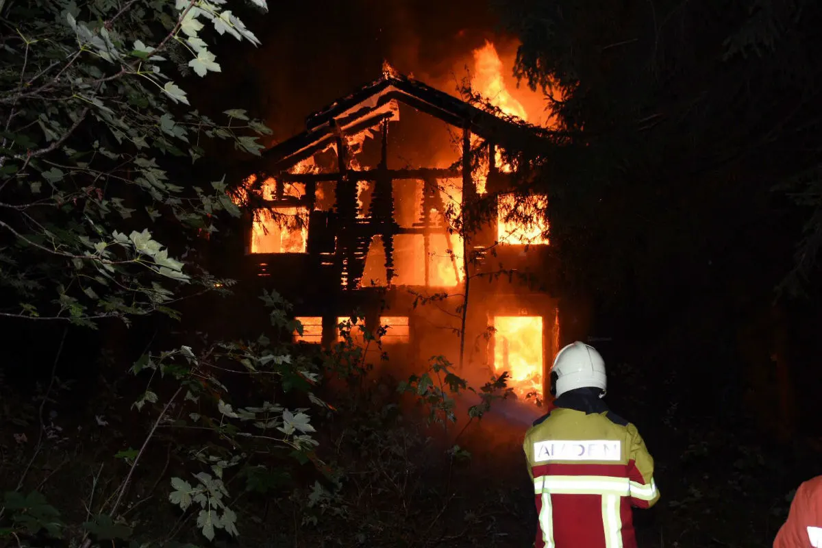 Amden SG - Ferienhaus komplett abgebrannt