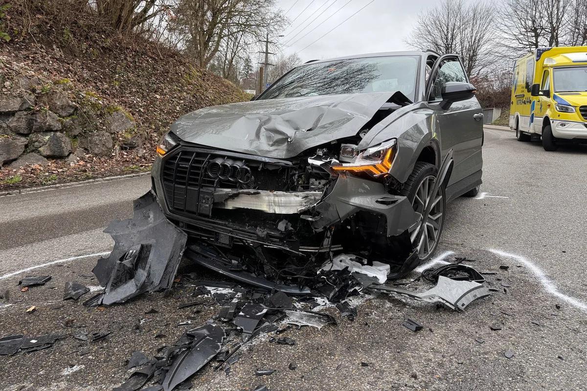 Unfall in St. Gallen – Frontal mit einem Lieferwagen kollidiert