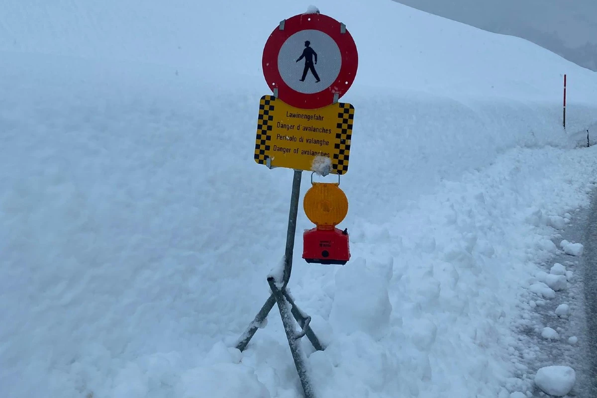Mühlbach - 3 Wintersportler von Lawine mitgerissen