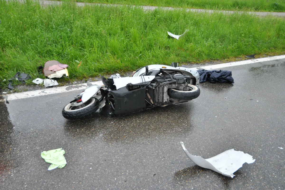 Boswil AG - Motorradfahrer stirbt bei Kollision - Zeugenaufruf