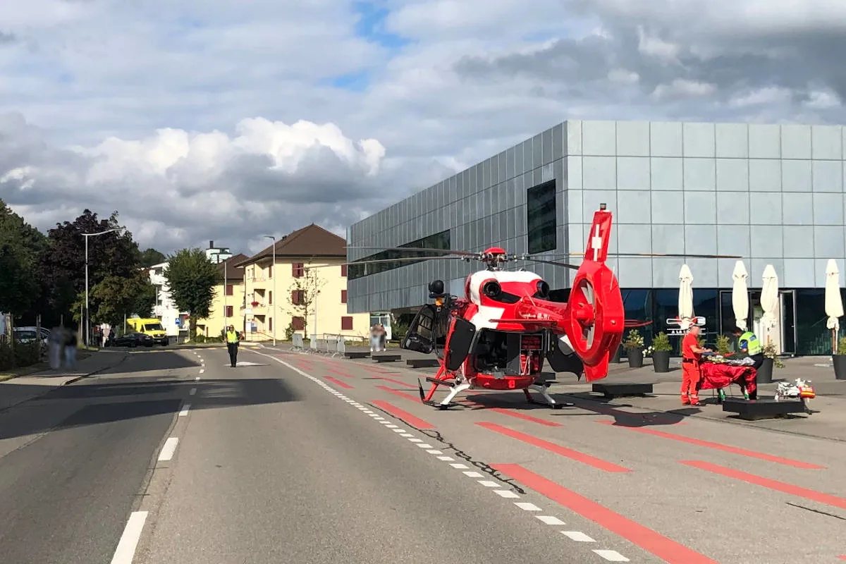 Romont FR – Motorradfahrer beim Überholen eines Autos verletzt