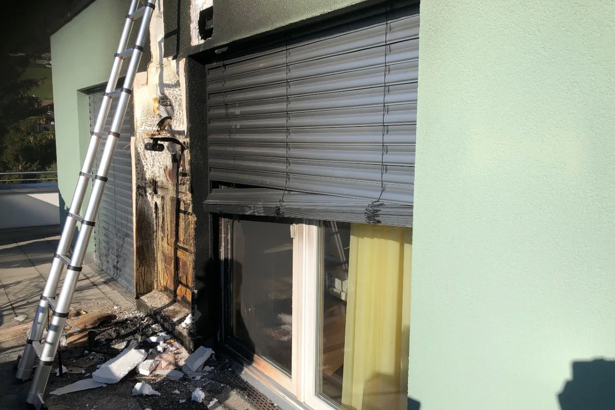  Balgach SG - Brand wegen Asche!