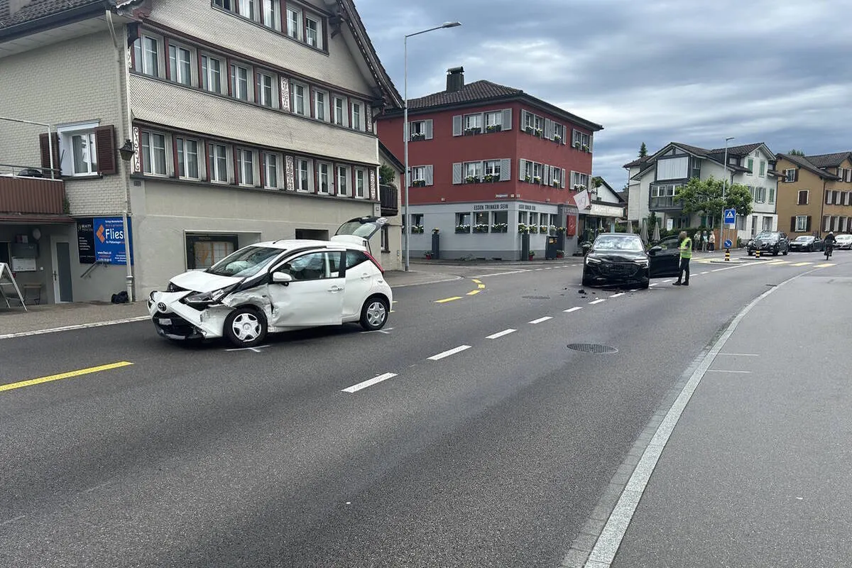 Gossau SG – Unfall an einer Kreuzung