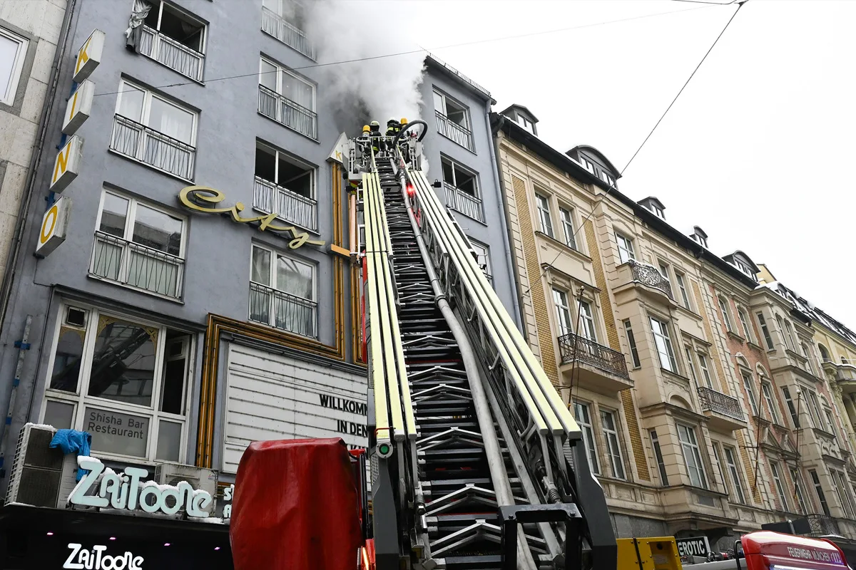 München – Fünf Verletzte bei Wohnungsbrand