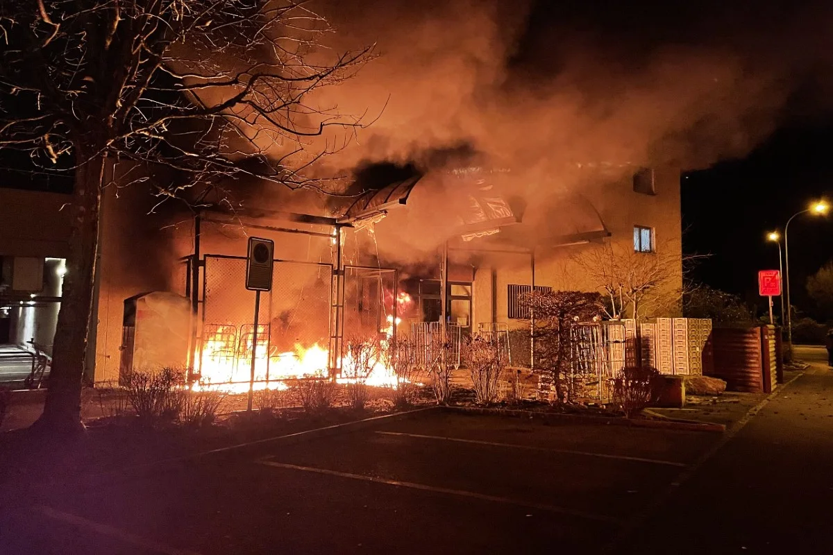 Buchs AG - Nächtlicher Brand bei Coop-Filiale