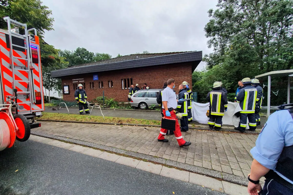 Schrecklicher Verkehrsunfall in Steele – eine Person tot
