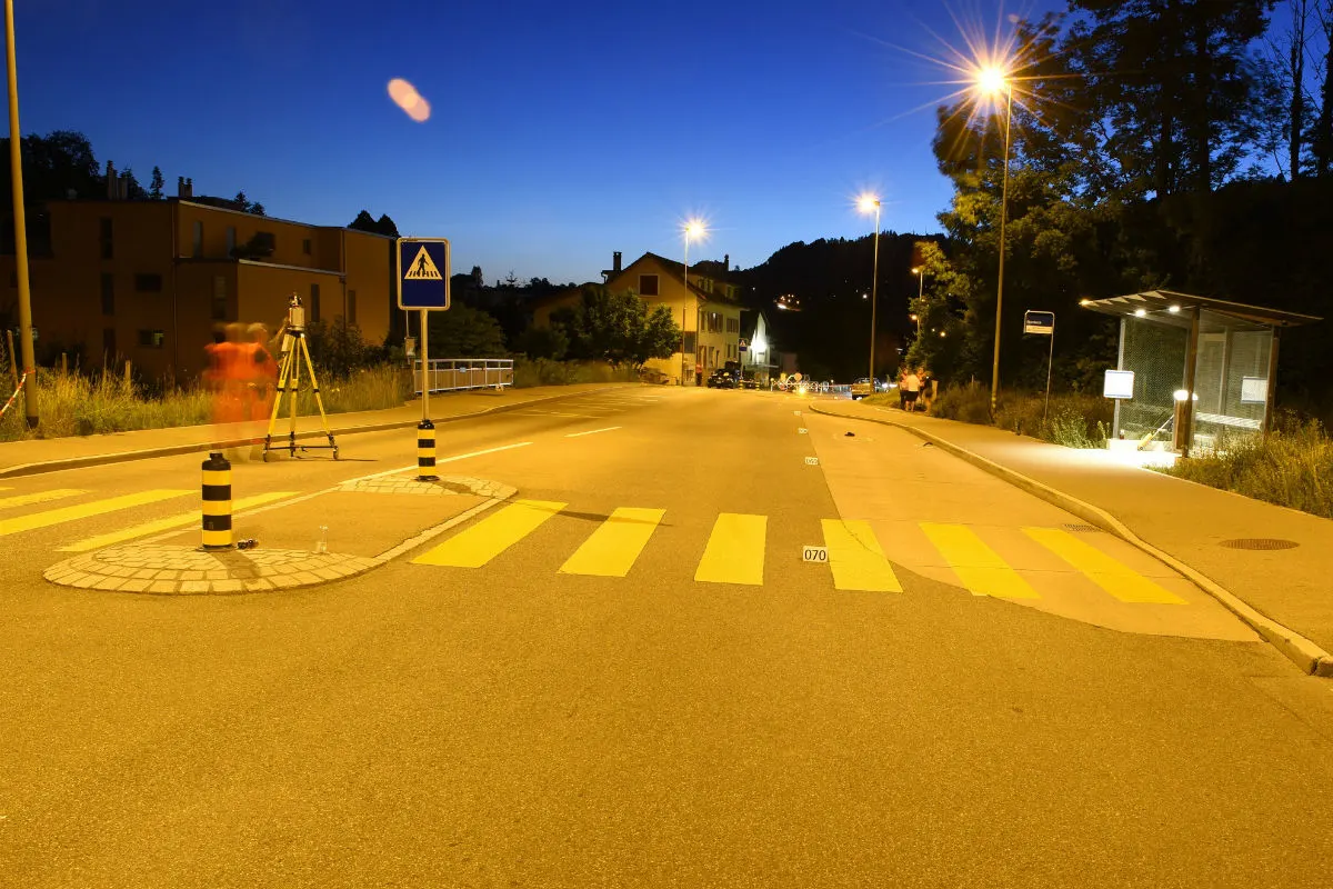 Wald ZH - Fussgängerin bei Verkehrsunfall verletzt - Zeugenaufruf
