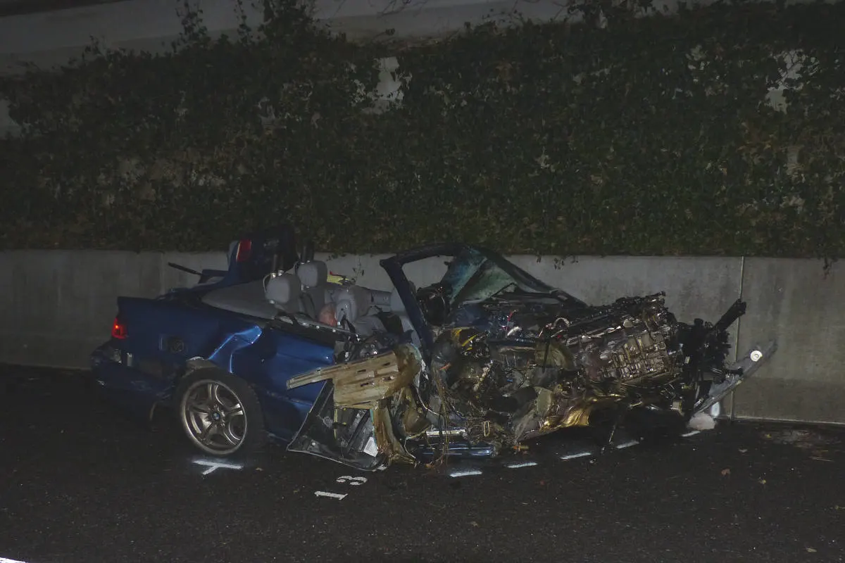 A1/Courgevaux FR - Schwerer Unfall wegen Geisterfahrerin auf der Autobahn