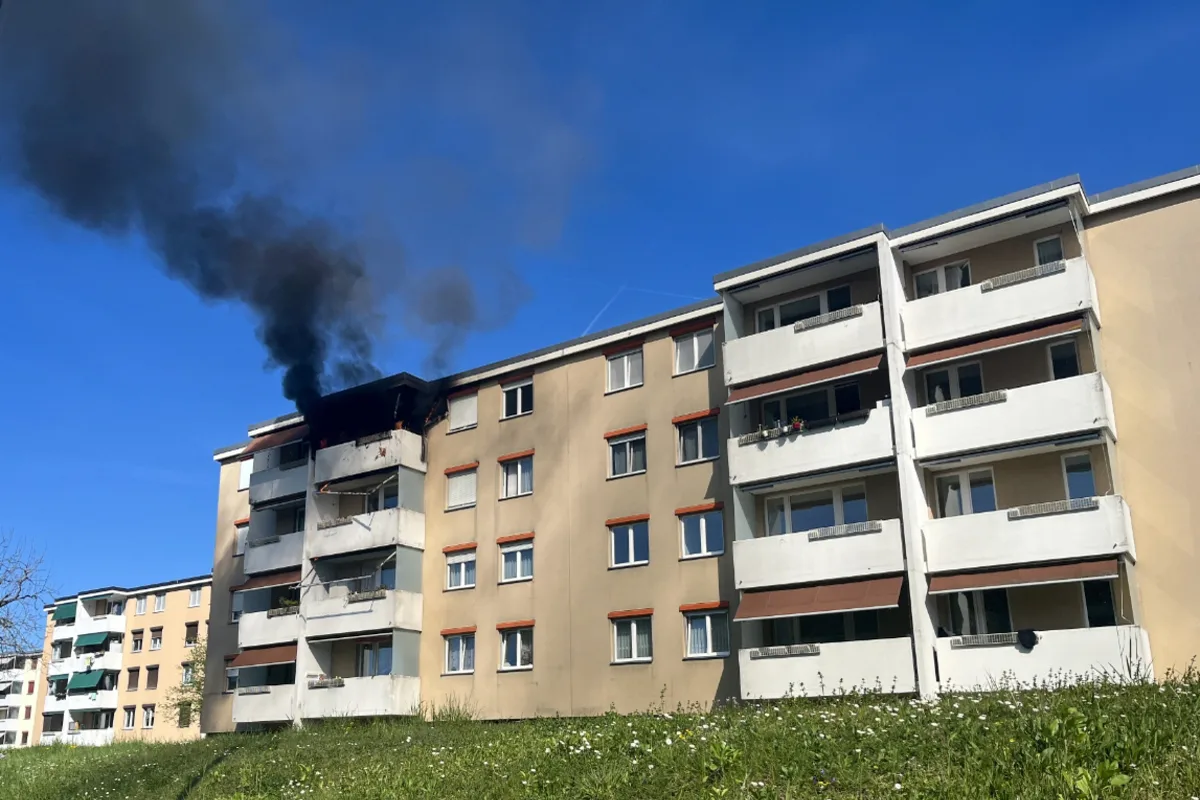 Arlesheim BL – Balkonbrand hinterlässt Wohnung unbewohnbar