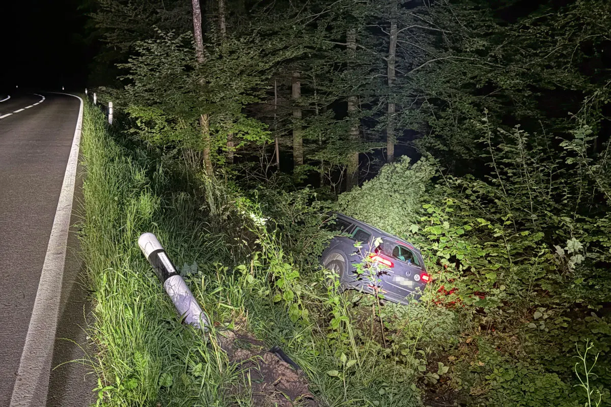 Selbstunfall in Frauenfeld TG – Auto kommt von Strasse ab