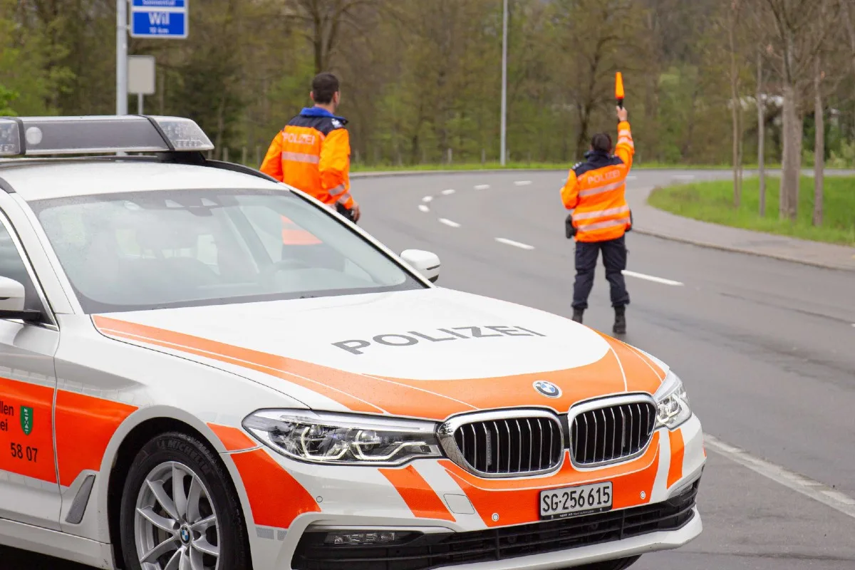 Verkehrskontrollen im Kanton St.Gallen - Alkoholisiert oder fahrunfähig  am Steuer