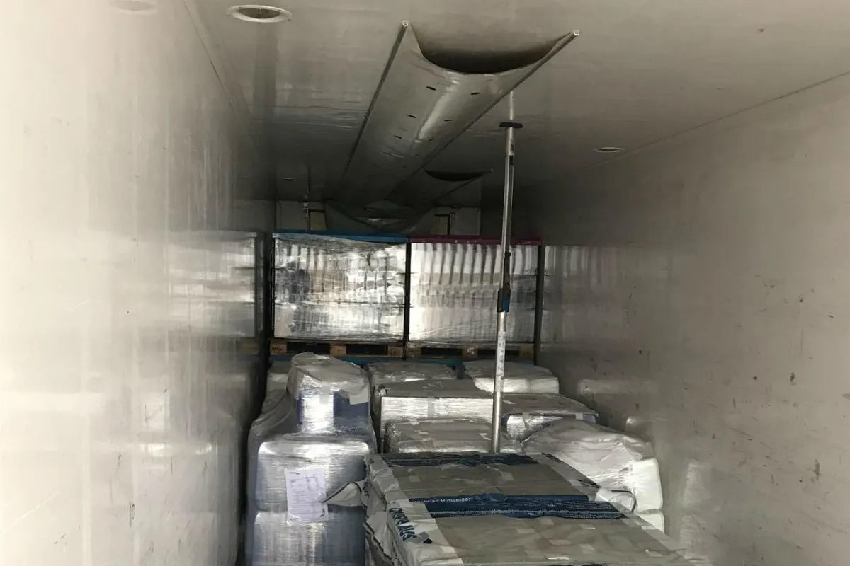 Thayngen SH - Sattelzug mit Gefahrengut und ungesicherter Ladung