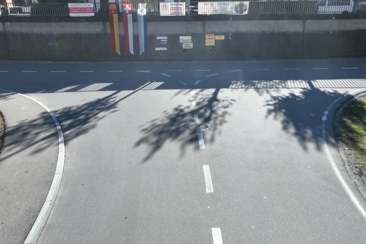 Roveredo GR – Velofahrer bei Verkehrsunfall verletzt