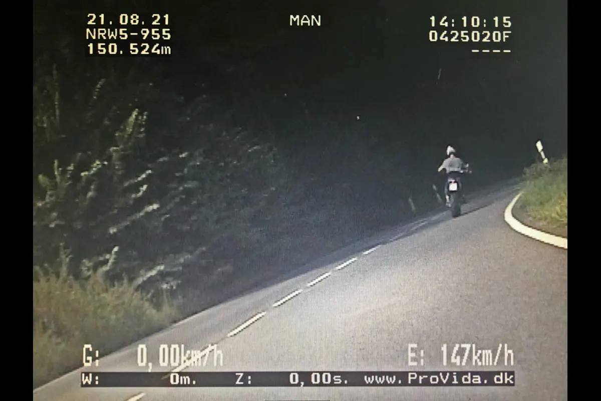 Mettmann – 147 km/h auf dem Südring – Polizei zieht Motorrad-Raser aus dem Verkehr 