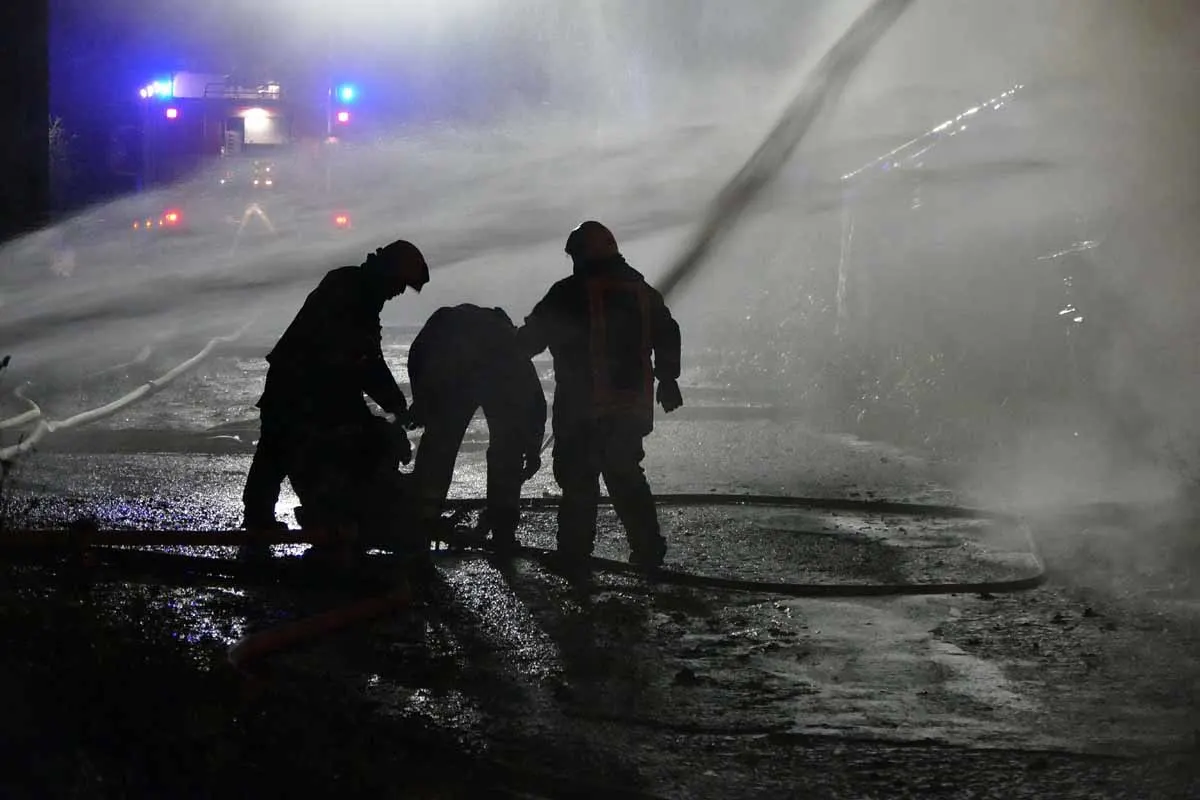 Witten - Brand im Industriebetrieb