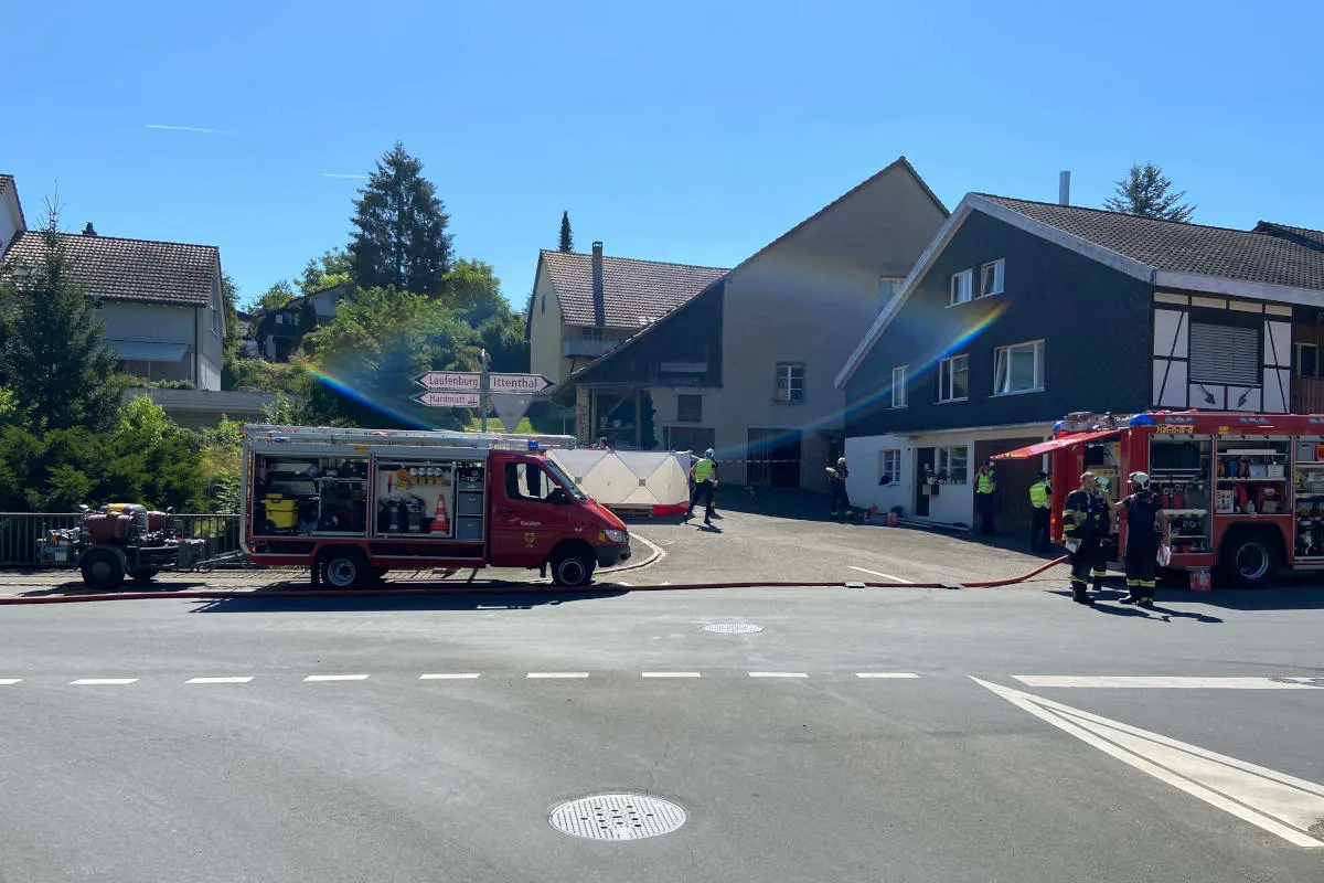 Tragödie in Kaisten AG – Schrecklicher Unfall fordert ein Todesopfer 