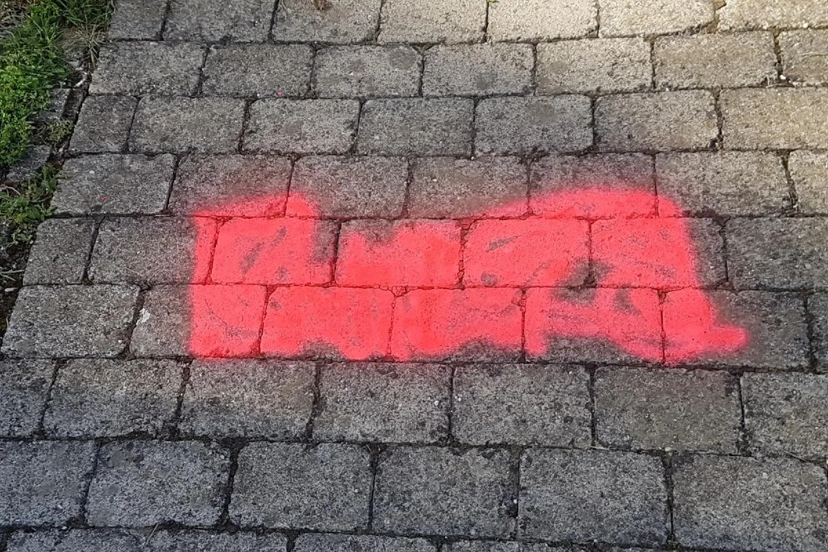 Vandalen in Brislach BL - Sachbeschädigung - Polizei sucht Zeugen