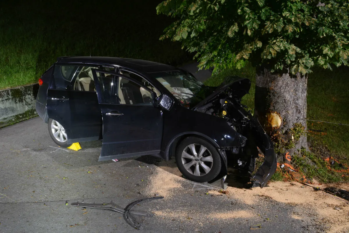Dallenwil NW - Auf Strolchenfahrt verunfallt