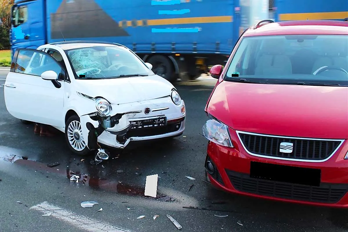 Zusammenstoß in Rahden - Ein Verletzter bei Verkehrsunfall 