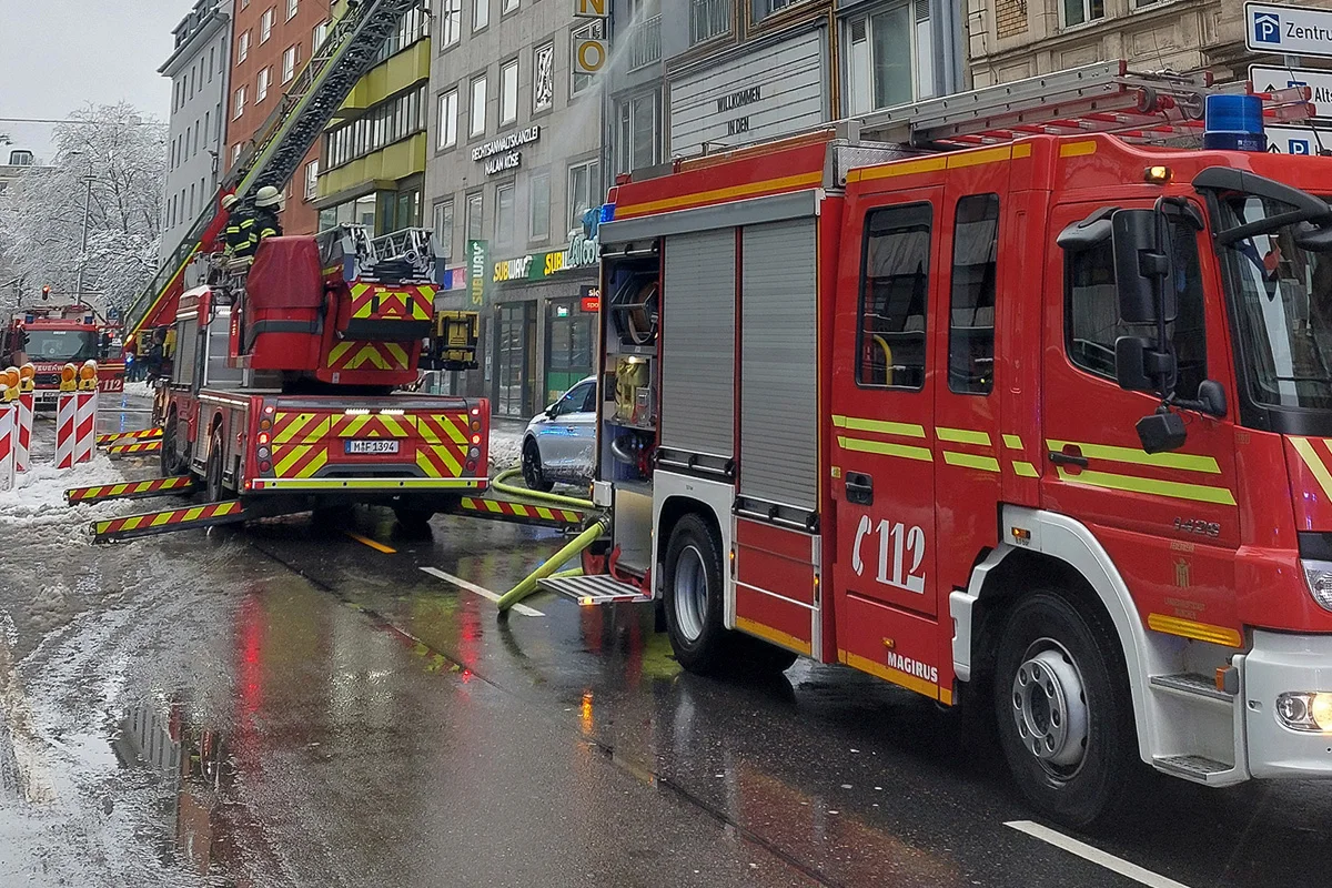 München – Fünf Verletzte bei Wohnungsbrand