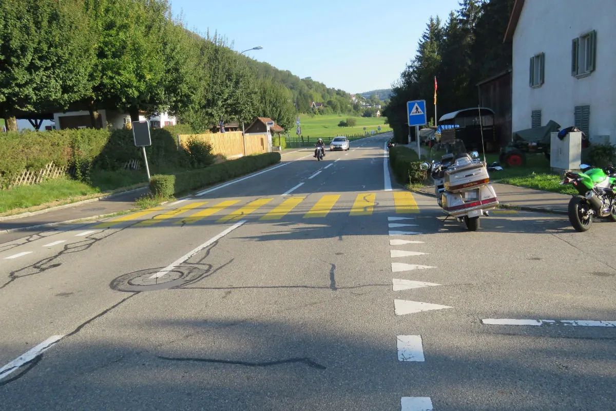 Endingen AG -  Auffahrkollision zweier Motorräder