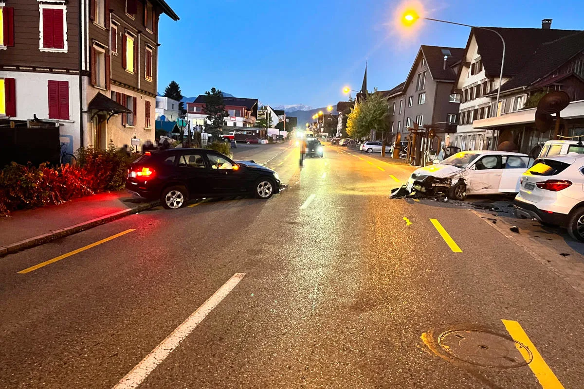 Marbach SG – Heftige Kollision zwischen zwei Autos