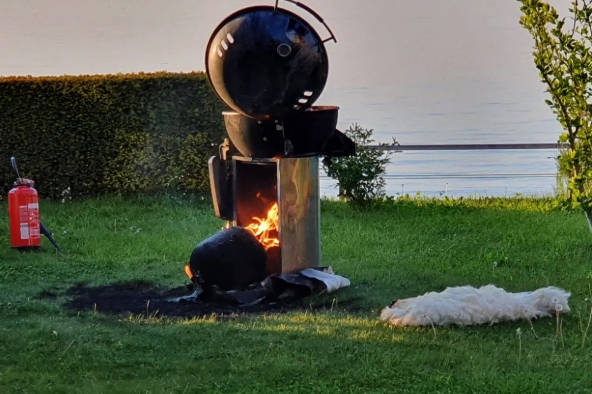 Staad SG - Gasflasche in Brand geraten