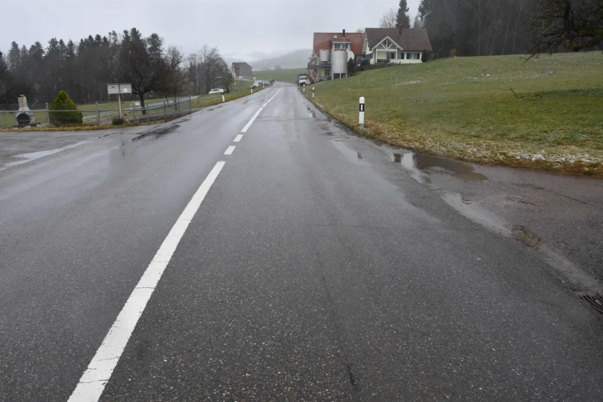 Degersheim SG -  Fahrerflucht nach Unfall – Autofahrer ermittelt - Falschaussage vor der Polizei