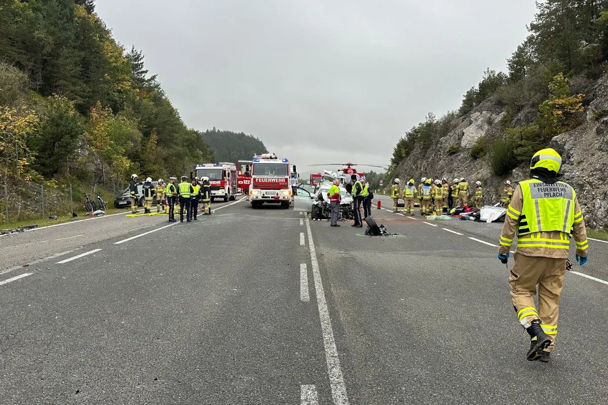 Pflach T – Vier Verletzte bei Unfall mit Wohnmobil