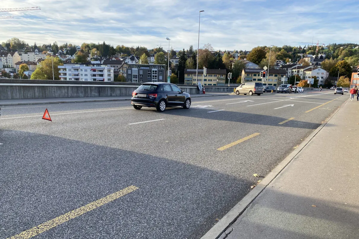 Stadt St. Gallen – Nach Unfall davongefahren