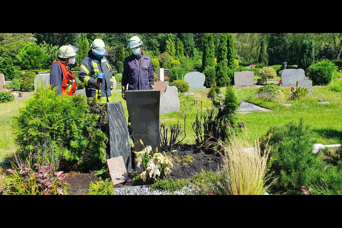 Werne – Brennt Grabstelle