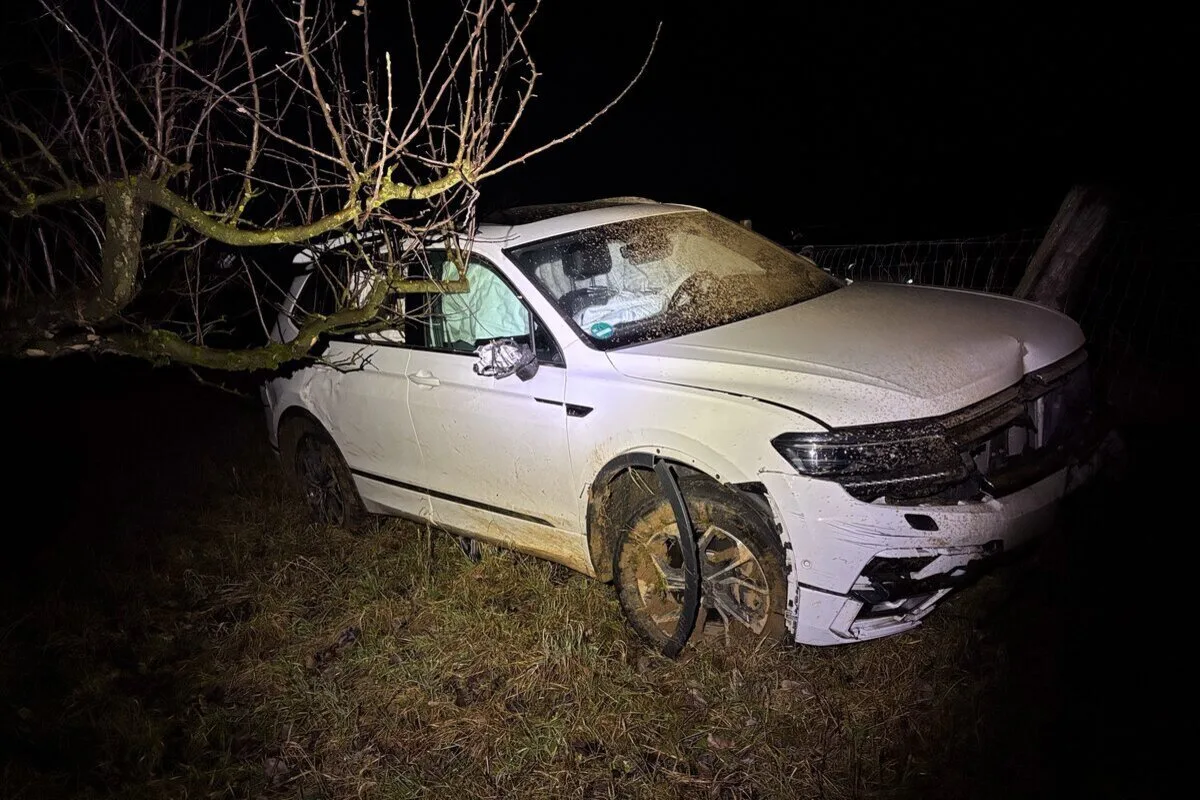 Unfall in Hornussen AG – 19-Jähriger trotz Fahrverbot am Steuer