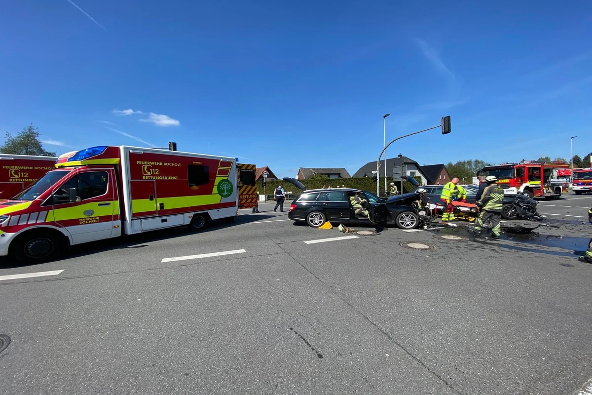 Verkehrsunfall fordert zwei Schwerverletzte in Bocholt