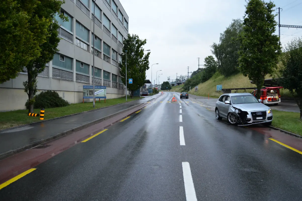 Herisau AR - Zwei Audifahrer verunfallen am selben Ort