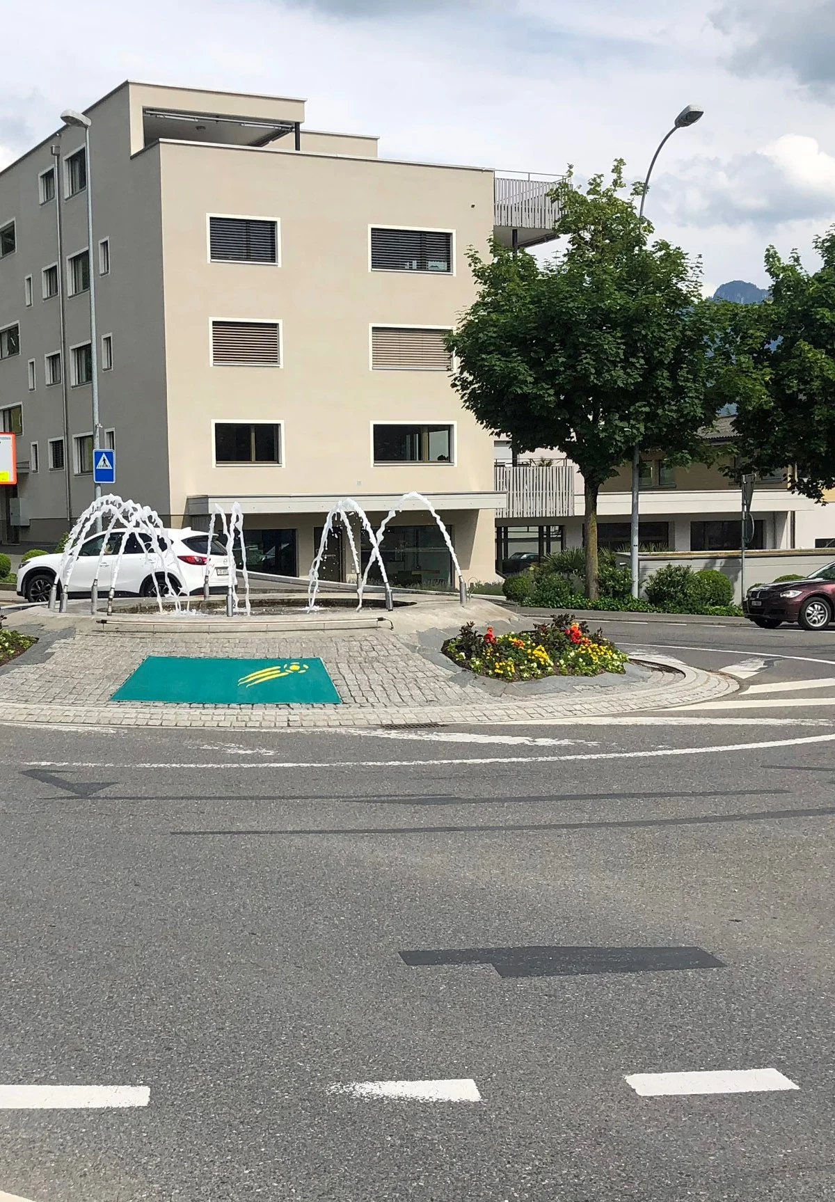 Weggis LU - Unbekannte Vandalen beschädigen Kreisel-Installation 