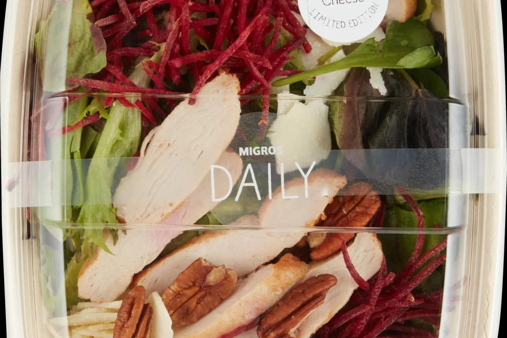 Dringender Rückruf - Die Migros ruft drei Saladbowls mit Poulet zurück