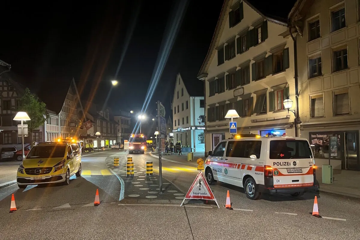 Gossau SG - Grossaufgebot aufgrund eines Brandes