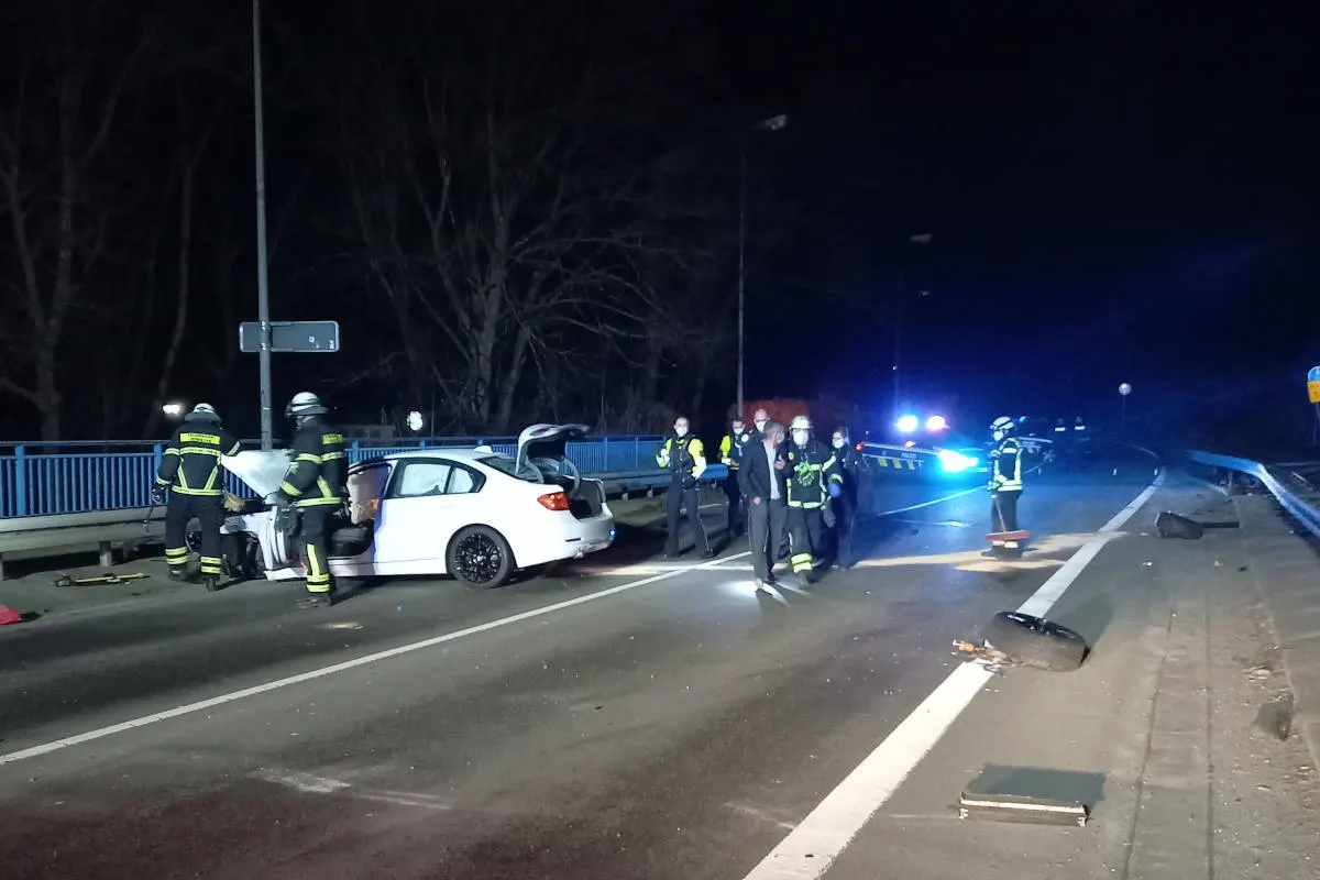 Herdecke – Schwerer Verkehrsunfall auf der Ruhrbrücke