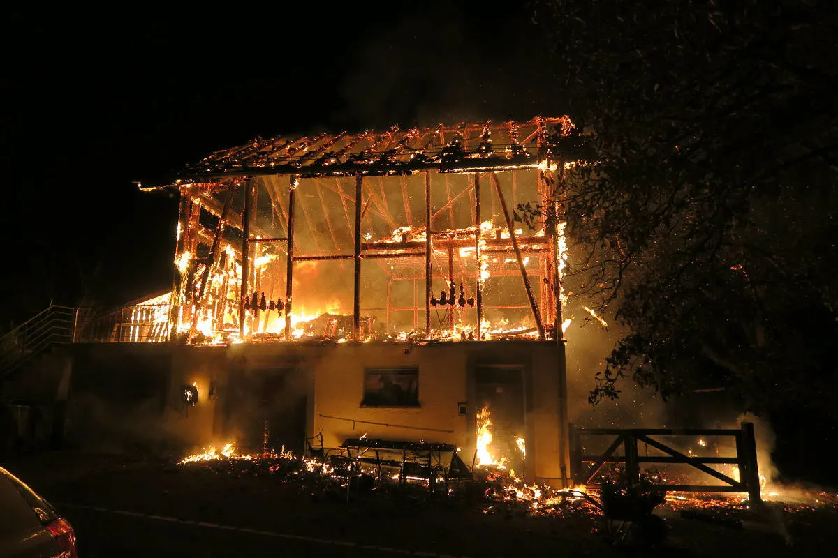 Winterthur ZH – Mehrere hunderttausend Franken Schaden bei Scheunenbrand